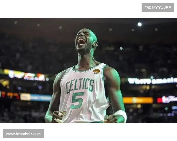 字母哥尚未参加男篮欧锦赛却凭借表现引发广泛热议和期待